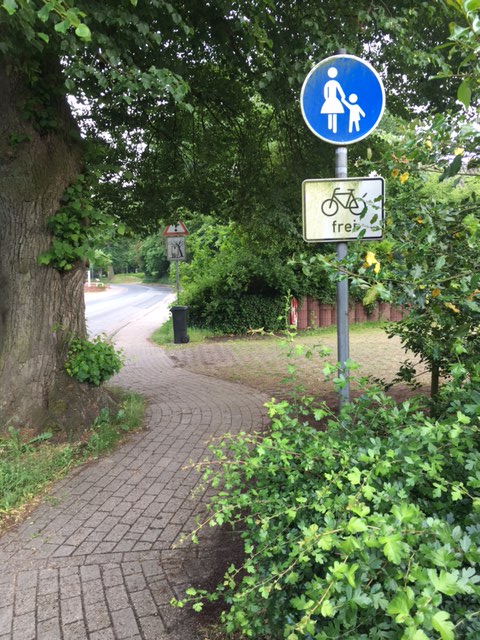 Gehweg2